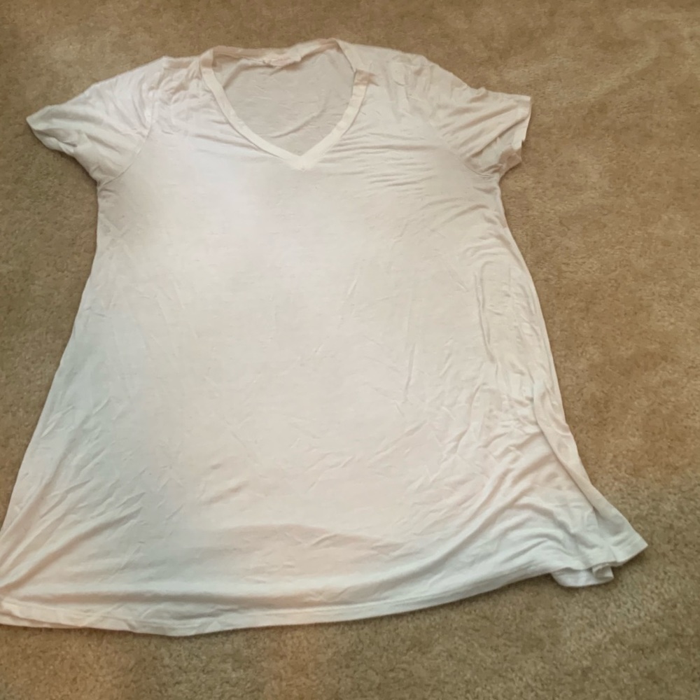 White v-neck top